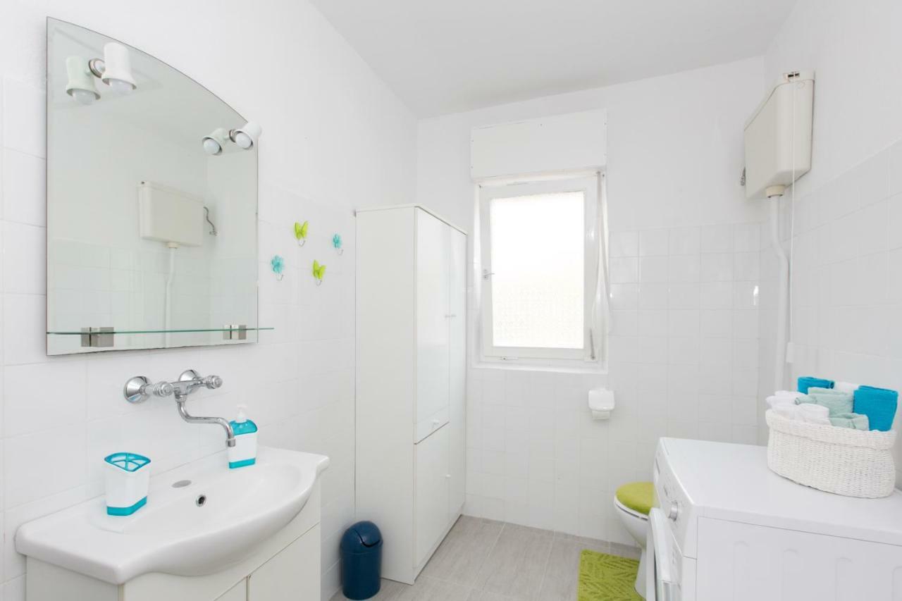 Apartman Zizula Kaštela Exterior foto